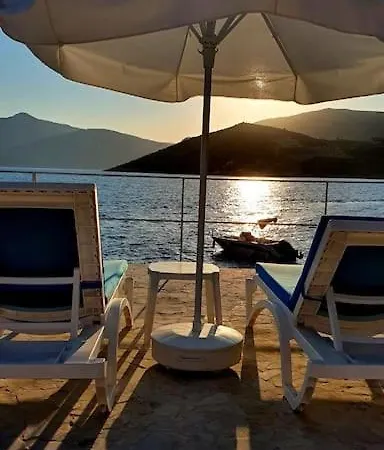 Blue Coast I & Ii Wbeach And Great Sea View - Kalkan *