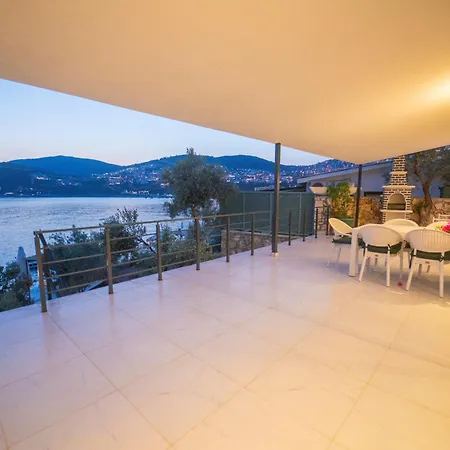 Blue Coast I & Ii Wbeach And Great Sea View - Kalkan Apartment *